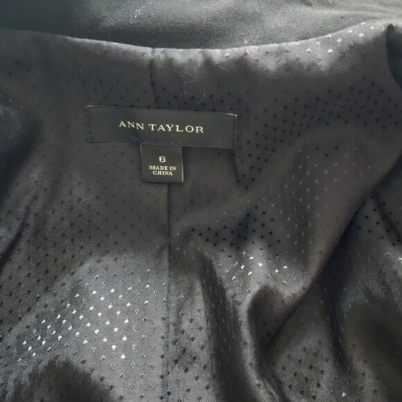 Dress and jacket - Picture 1 of 4